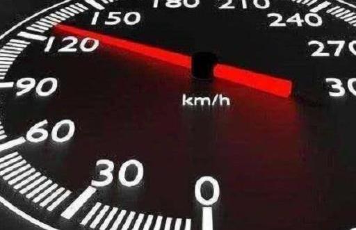 汽车跟风时速是多少